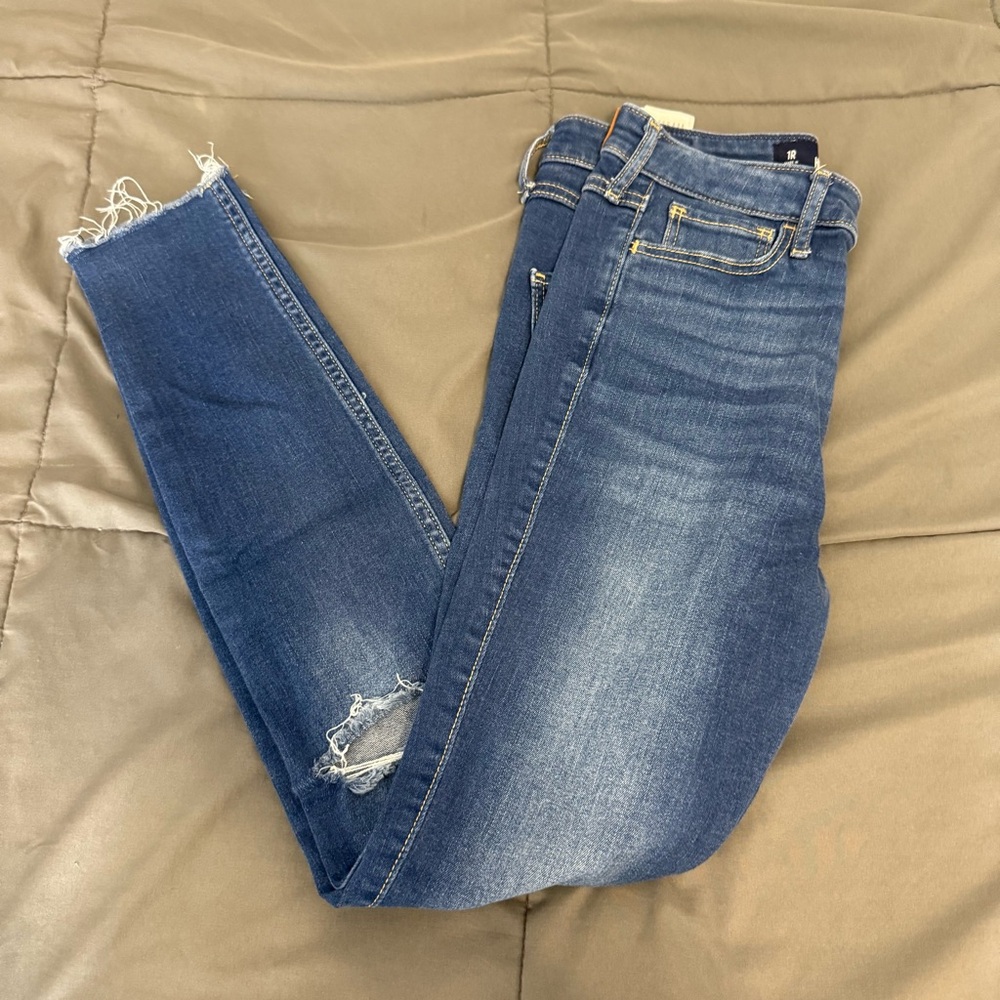 Hollister jeans